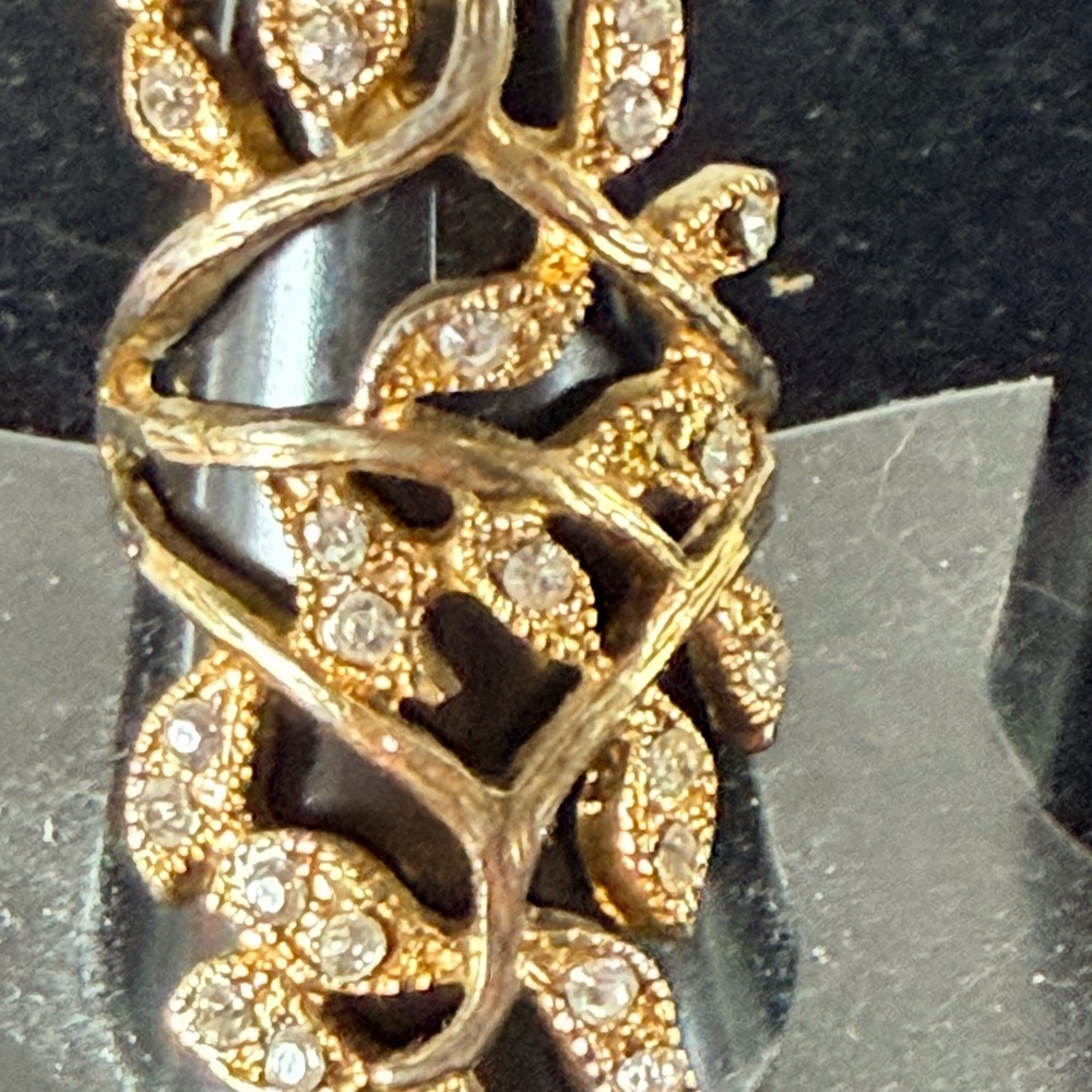 Elegant Vintage Gold-Tone Leaf 🍃 andVine Ring size 7 - Picture 2 of 7